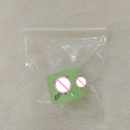 Светящиеся В Темноте Кости с Разными Позами photo 1